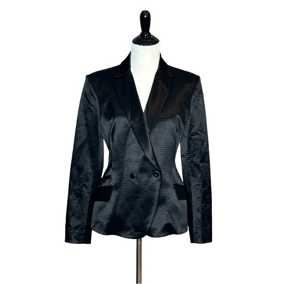 THEYSKENS THEORY JUX SATEEN CROPPED LONG SLEEVE BLACK BLAZER - Picture 2 of 15